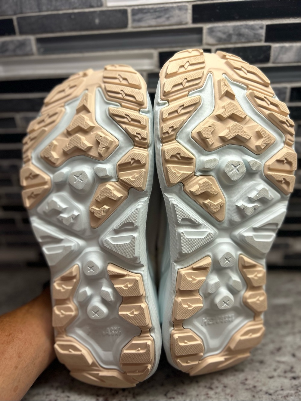 Hoka Hopara 2  Beige Trail/Hiking Sandal with Mint and Yellow Accents size 8.5 - Picture 11 of 12